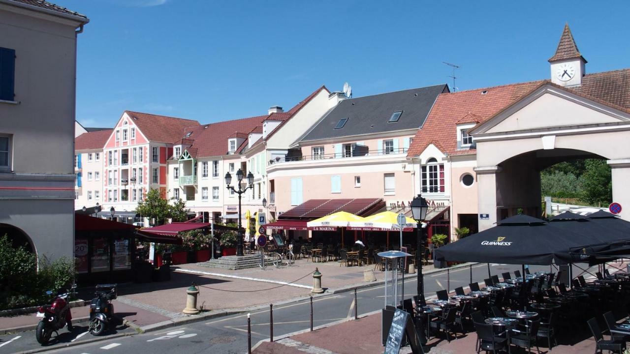 Studio Port Cergy Exterior foto